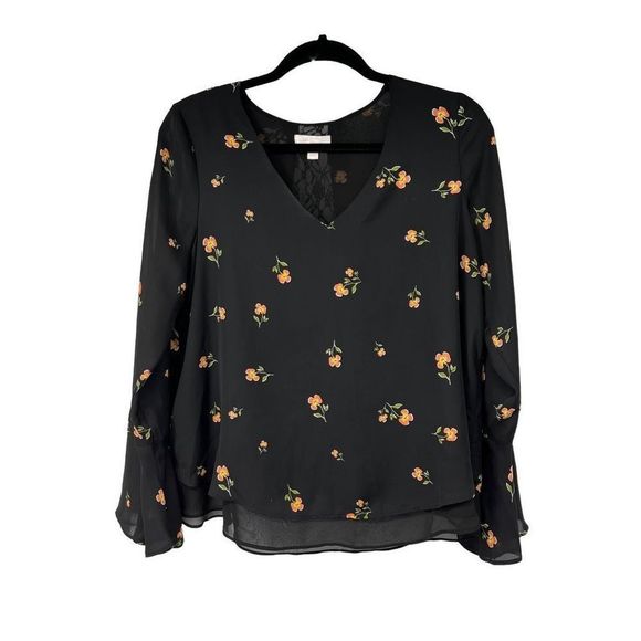 LC Lauren Conrad Tops - Lauren Conrad Fleur Black V Neck Blouse
